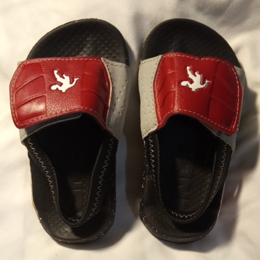 3/$25 And1 Toddler Red, Gray on Black Sporty Sandals Size 7-8
